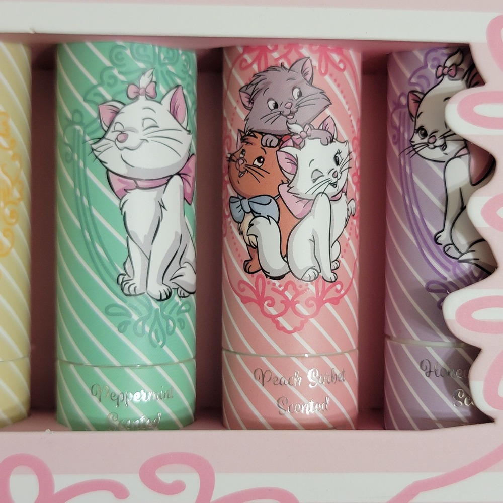 NIB Disney The Aristocats 6 Scented Lip Balms‎ Set Marie Duchess Marie Kitten